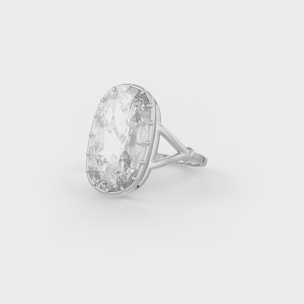 Beautiful 9ct white gold cushion cut engagement ring
