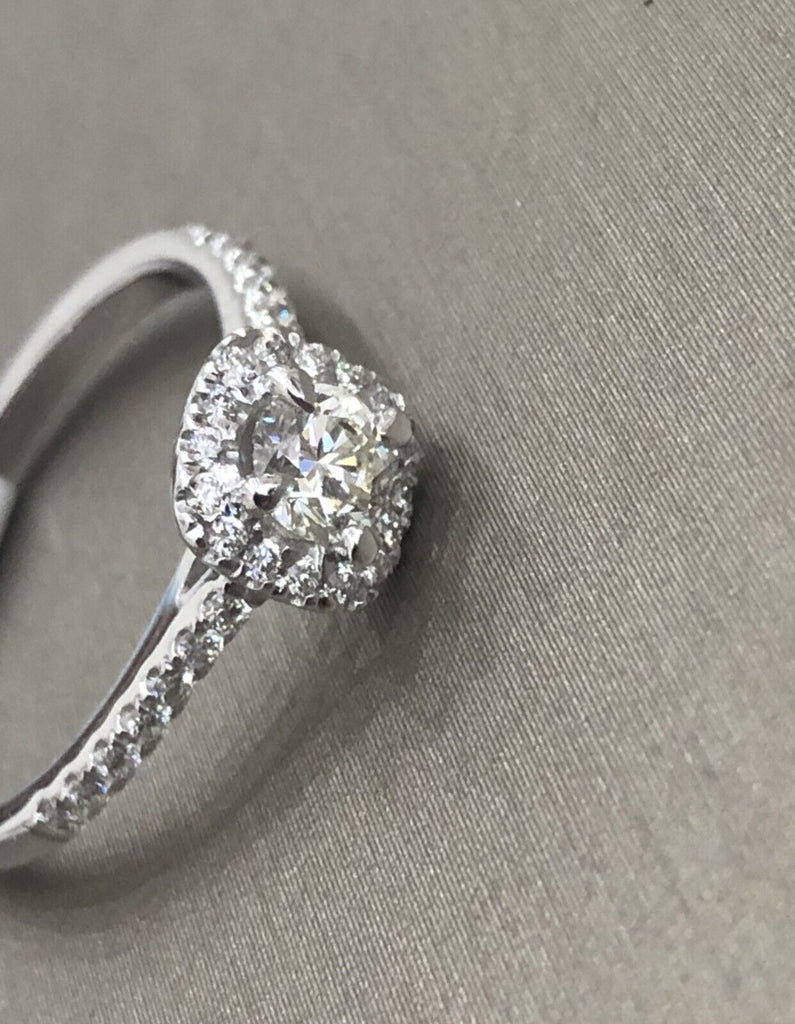 White gold diamond ring