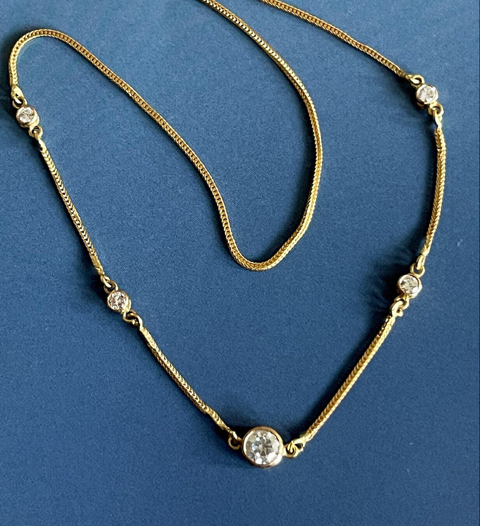 18ct yellow gold solitaire diamond necklace