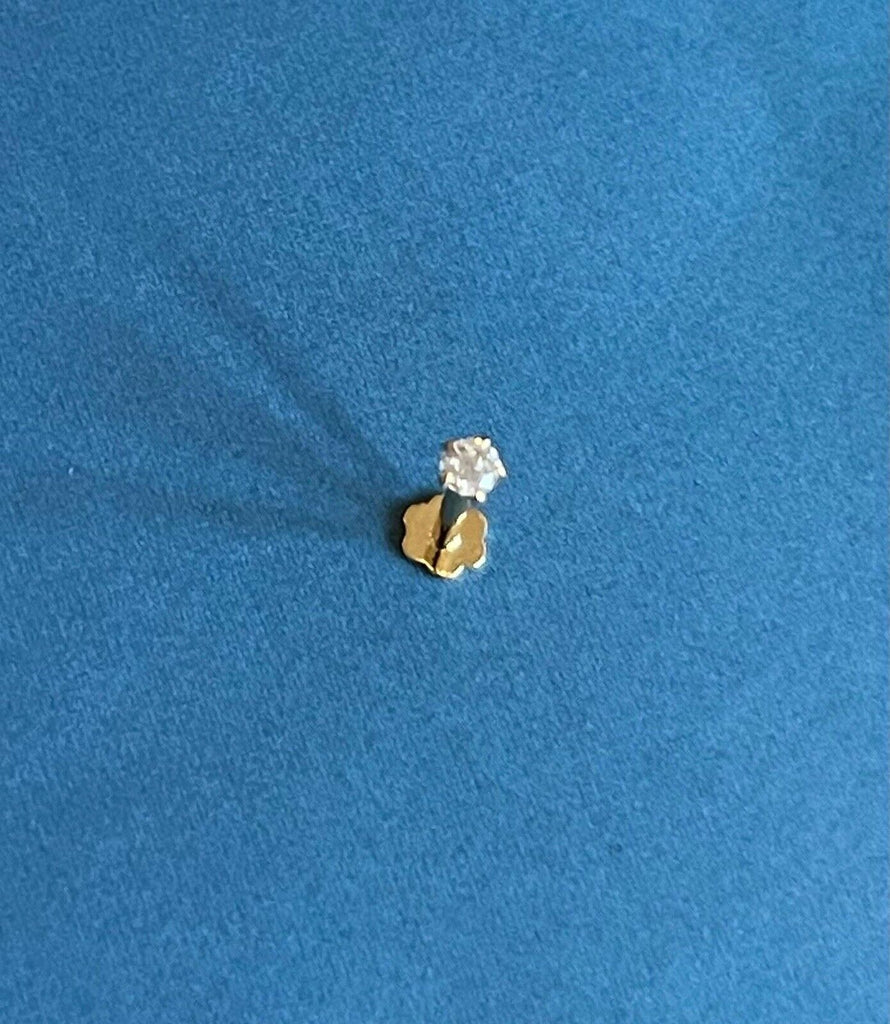 Yellow Gold Solitaire Diamond Nose Pin