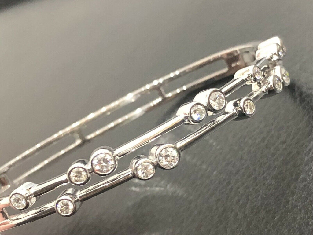 One carat diamond bangle 